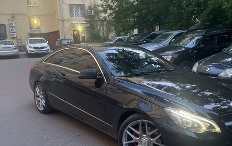 Mercedes-Benz E-Класс, 2015 год, 2 850 000 рублей, 3 фотография