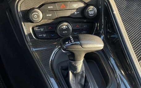 Dodge Challenger III рестайлинг 2, 2017 год, 3 490 000 рублей, 2 фотография