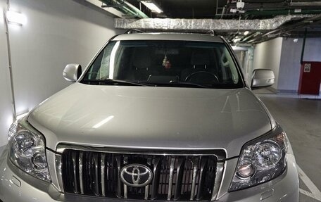 Toyota Land Cruiser Prado 150 рестайлинг 2, 2011 год, 3 550 000 рублей, 5 фотография