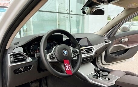 BMW 3 серия, 2020 год, 3 500 000 рублей, 15 фотография