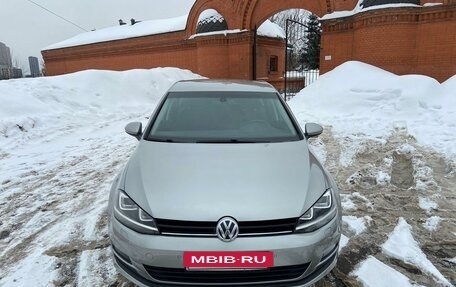 Volkswagen Golf VII, 2015 год, 1 390 000 рублей, 2 фотография