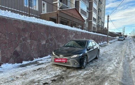 Toyota Camry, 2019 год, 2 700 000 рублей, 4 фотография