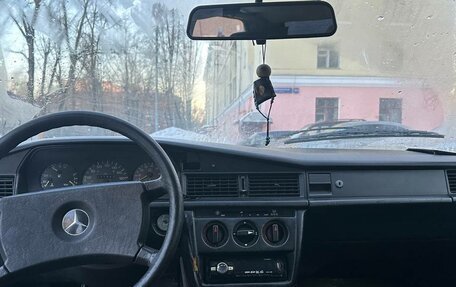Mercedes-Benz 190 (W201), 1983 год, 150 000 рублей, 5 фотография