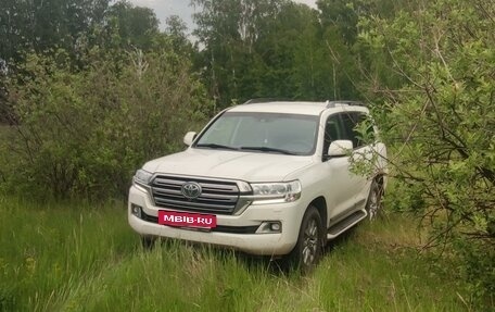 Toyota Land Cruiser 200, 2020 год, 9 000 009 рублей, 2 фотография