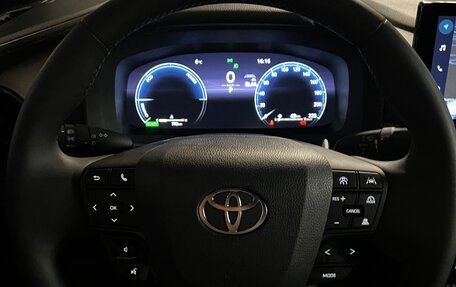 Toyota C-HR, 2024 год, 5 950 000 рублей, 9 фотография