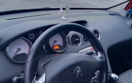 Peugeot 408 I рестайлинг, 2014 год, 700 000 рублей, 3 фотография