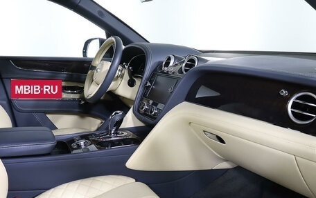 Bentley Bentayga I, 2017 год, 15 298 000 рублей, 11 фотография