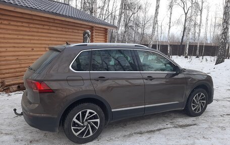 Volkswagen Tiguan II, 2018 год, 2 250 000 рублей, 5 фотография