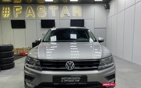 Volkswagen Tiguan II, 2017 год, 2 149 000 рублей, 2 фотография