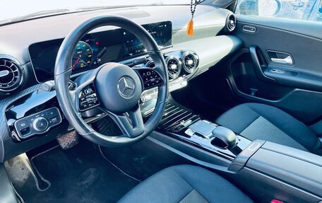 Mercedes-Benz A-Класс, 2019 год, 2 655 000 рублей, 11 фотография