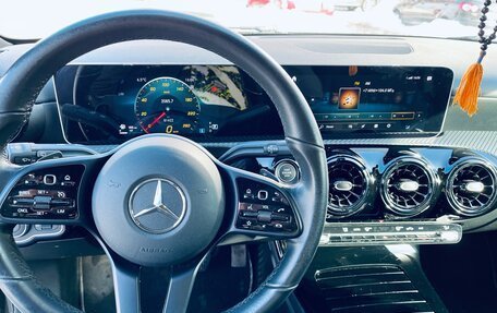 Mercedes-Benz A-Класс, 2019 год, 2 655 000 рублей, 9 фотография