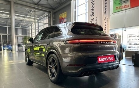 Porsche Cayenne, 2023 год, 16 600 000 рублей, 3 фотография