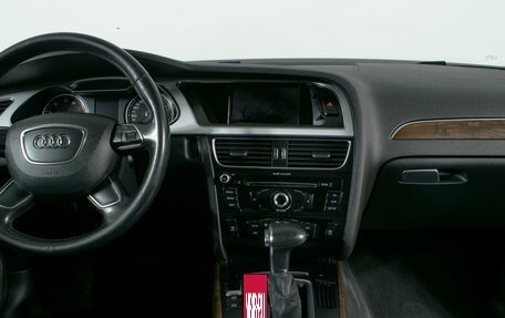 Audi A4, 2015 год, 1 598 000 рублей, 10 фотография