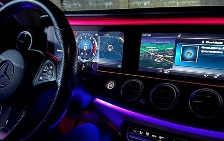 Mercedes-Benz E-Класс, 2018 год, 3 000 000 рублей, 2 фотография