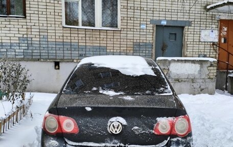 Volkswagen Passat B6, 2005 год, 650 000 рублей, 10 фотография