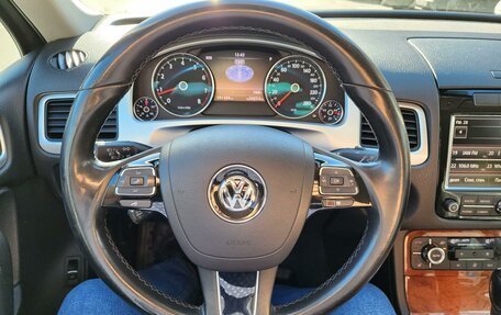 Volkswagen Touareg III, 2010 год, 1 960 000 рублей, 4 фотография