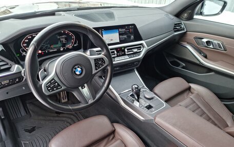 BMW 3 серия, 2021 год, 6 050 000 рублей, 10 фотография