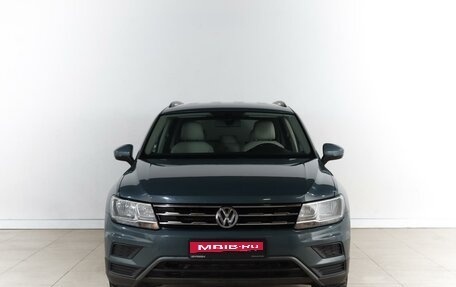 Volkswagen Tiguan II, 2019 год, 2 999 000 рублей, 3 фотография