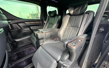 Toyota Alphard III, 2021 год, 4 112 000 рублей, 21 фотография