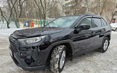 Toyota RAV4, 2021 год, 2 600 000 рублей, 7 фотография