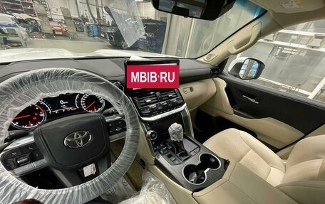 Toyota Land Cruiser, 2021 год, 13 900 000 рублей, 7 фотография