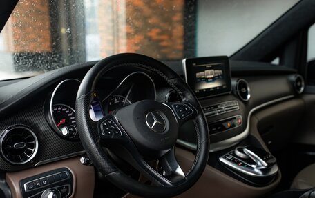 Mercedes-Benz V-Класс, 2019 год, 7 800 000 рублей, 13 фотография