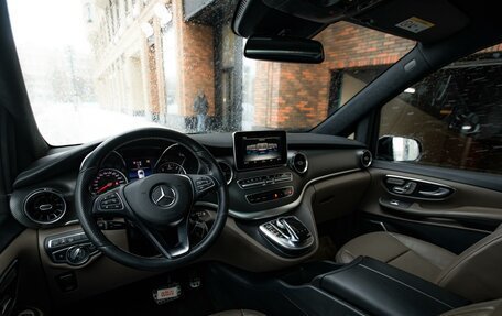 Mercedes-Benz V-Класс, 2019 год, 7 800 000 рублей, 26 фотография