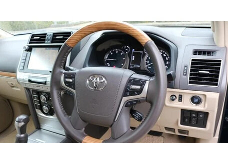 Toyota Land Cruiser Prado 150 рестайлинг 2, 2021 год, 3 855 555 рублей, 13 фотография