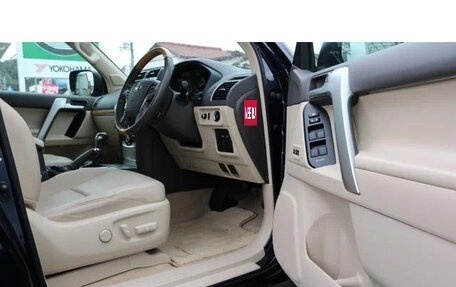 Toyota Land Cruiser Prado 150 рестайлинг 2, 2021 год, 3 855 555 рублей, 16 фотография