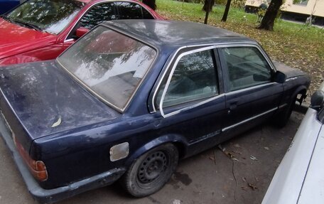 BMW 3 серия, 1985 год, 140 000 рублей, 3 фотография