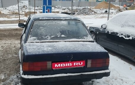 BMW 3 серия, 1985 год, 140 000 рублей, 4 фотография