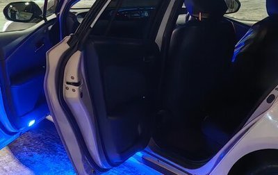 Toyota Prius IV XW50, 2016 год, 1 630 000 рублей, 1 фотография