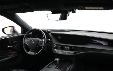 Lexus LS IV, 2018 год, 7 450 000 рублей, 3 фотография