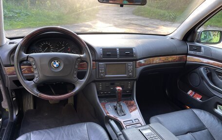 BMW 5 серия, 2003 год, 1 400 000 рублей, 10 фотография