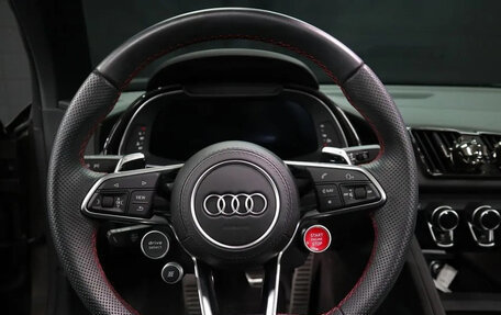 Audi R8, 2021 год, 15 900 000 рублей, 7 фотография