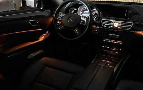 Mercedes-Benz E-Класс, 2013 год, 2 550 000 рублей, 14 фотография