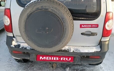 Chevrolet Niva I рестайлинг, 2012 год, 550 000 рублей, 3 фотография