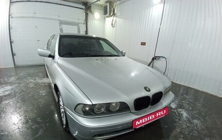BMW 5 серия, 2002 год, 680 000 рублей, 13 фотография