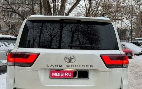 Toyota Land Cruiser, 2021 год, 15 000 000 рублей, 3 фотография