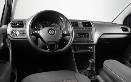 Volkswagen Polo VI (EU Market), 2019 год, 12 фотография