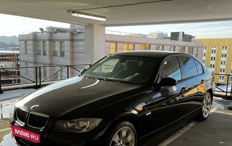 BMW 3 серия, 2006 год, 1 200 000 рублей, 12 фотография