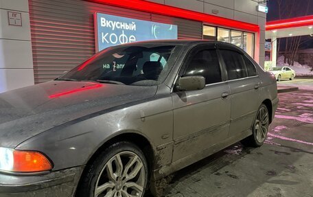 BMW 5 серия, 2000 год, 640 000 рублей, 2 фотография