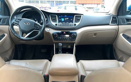 Hyundai Tucson III, 2017 год, 2 350 000 рублей, 13 фотография