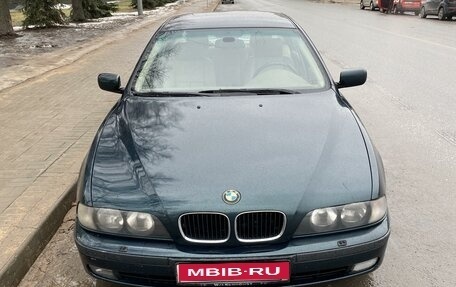 BMW 5 серия, 1998 год, 600 000 рублей, 1 фотография