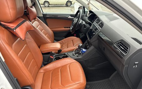 Volkswagen Tiguan II, 2018 год, 2 900 000 рублей, 12 фотография