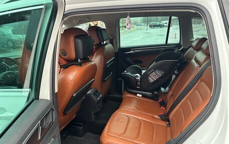Volkswagen Tiguan II, 2018 год, 2 900 000 рублей, 8 фотография