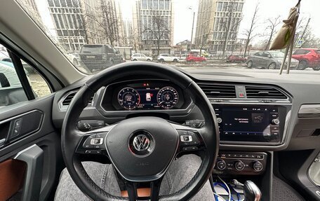 Volkswagen Tiguan II, 2018 год, 2 900 000 рублей, 17 фотография