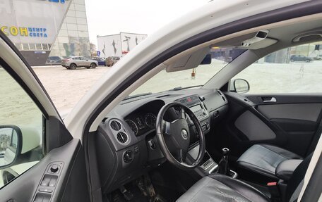 Volkswagen Tiguan I, 2010 год, 835 000 рублей, 9 фотография