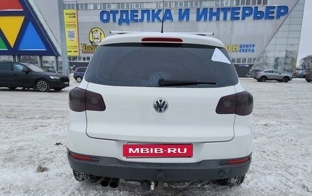 Volkswagen Tiguan I, 2010 год, 835 000 рублей, 6 фотография