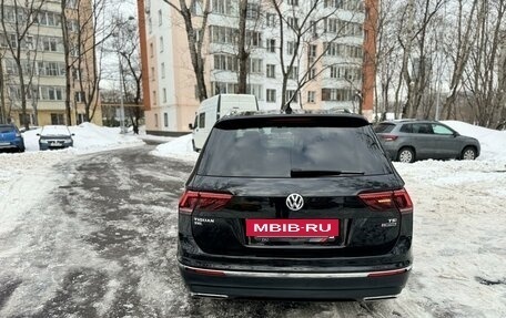 Volkswagen Tiguan II, 2018 год, 2 780 000 рублей, 5 фотография